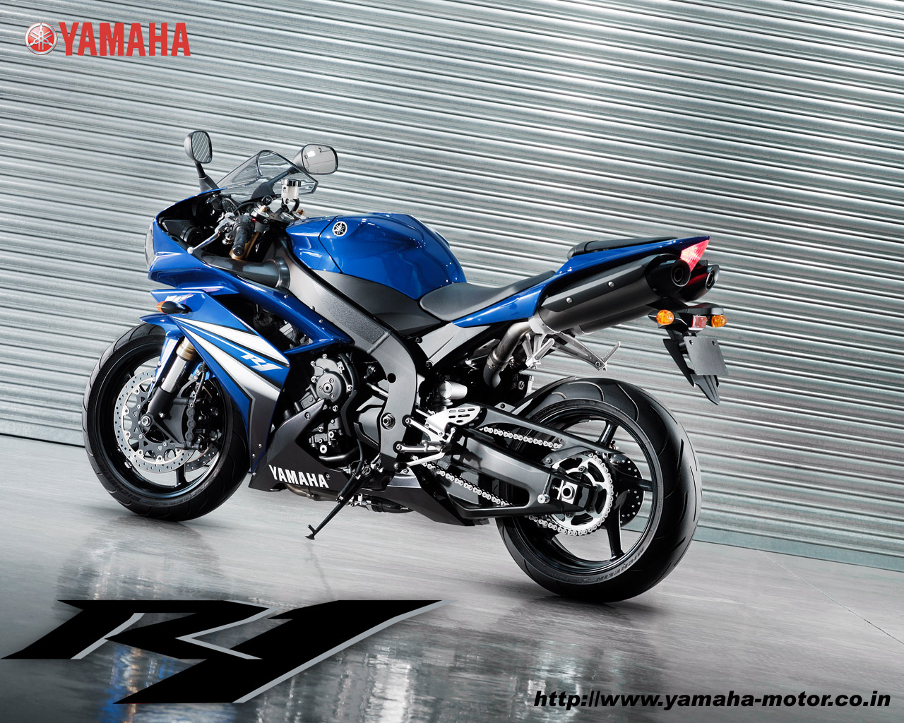 Yamaha YZF R1 Wallpapers