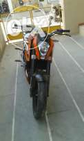Orenge KTM Duke 200