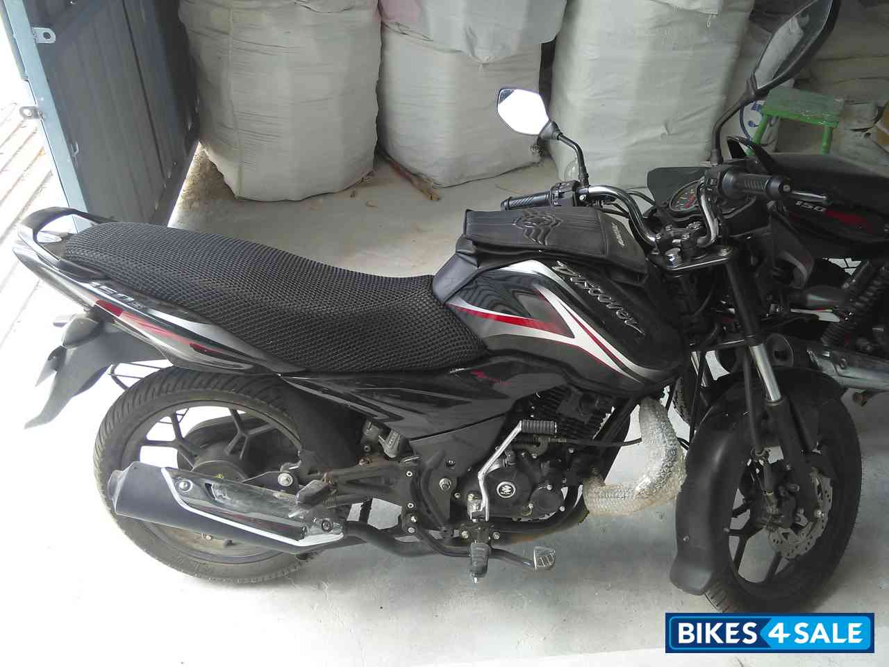 Black Bajaj Discover 150 S for sale in Madurai. Bike not ...