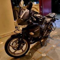 Black Honda CBR 250R ABS