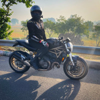 Matte Black Ducati Monster 821