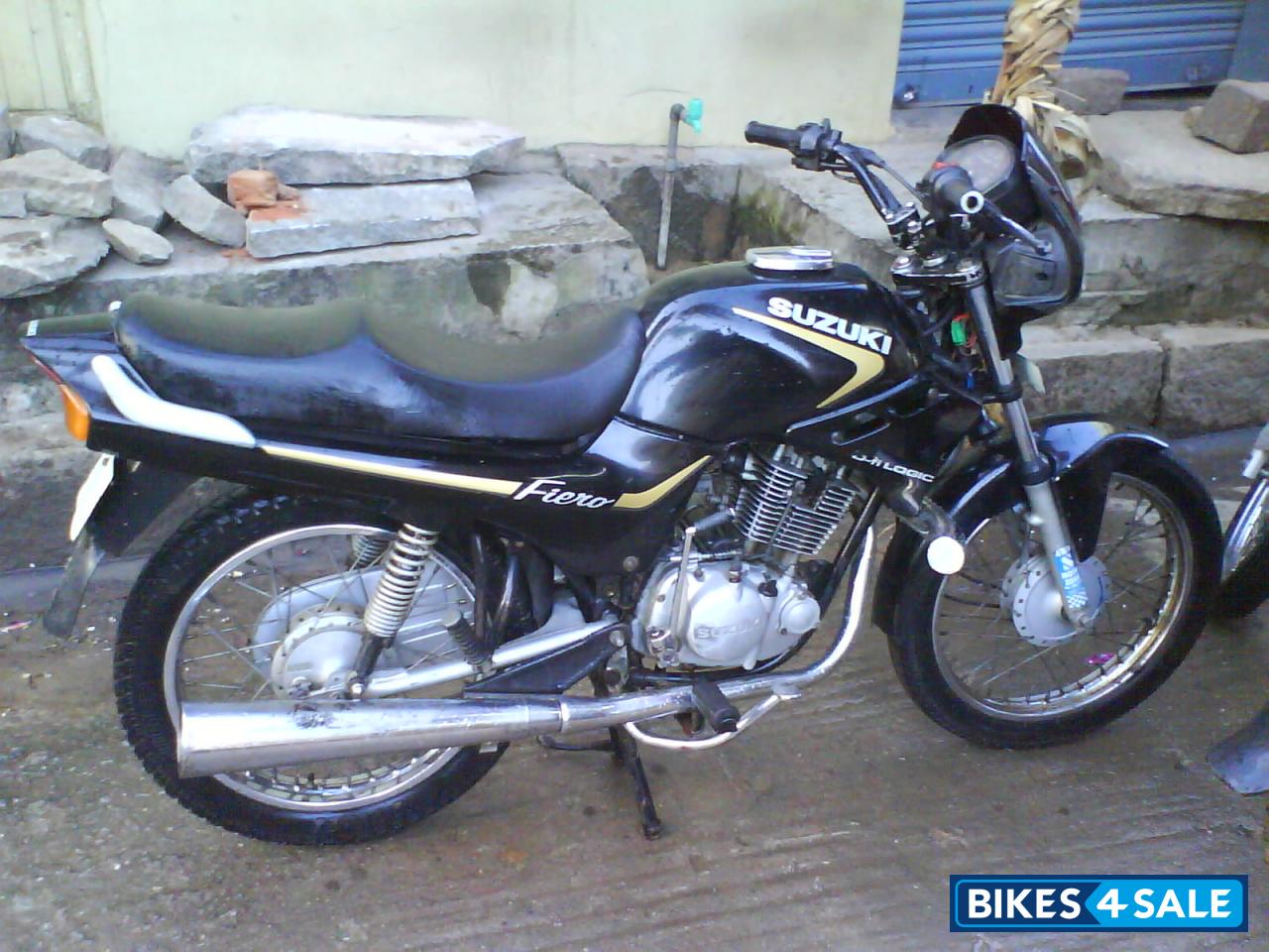 suzuki fiero side cover