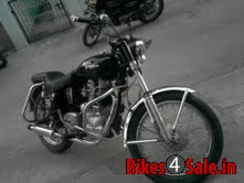 Black Royal Enfield Bullet Standard 350