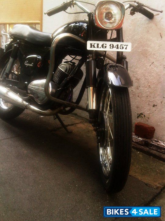 Second hand Vintage Bike rajdoot in Kerala. 1983 model rajdoot very