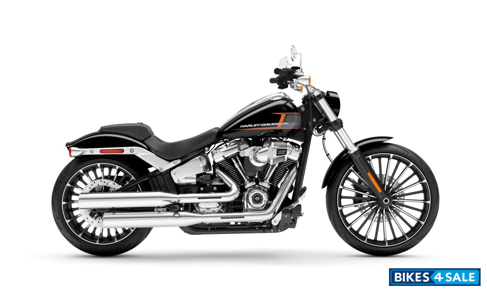 Harley Davidson 2024 Breakout 117 - Vivid Black