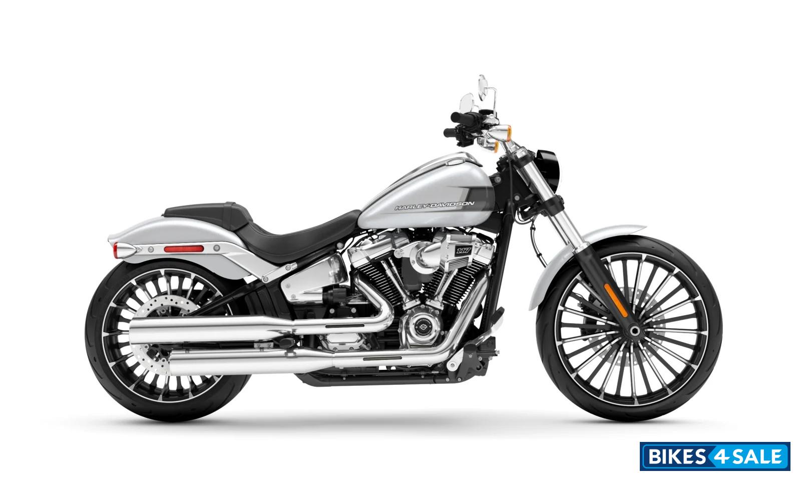 Harley Davidson 2024 Breakout 117 - White Onyx Pearl