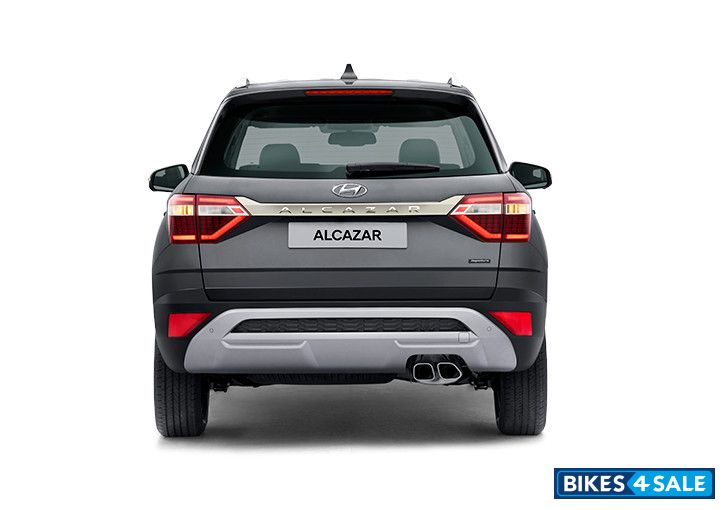 Hyundai Alcazar Platinum 2.0L MPi 7 Seater Petrol - Rear View