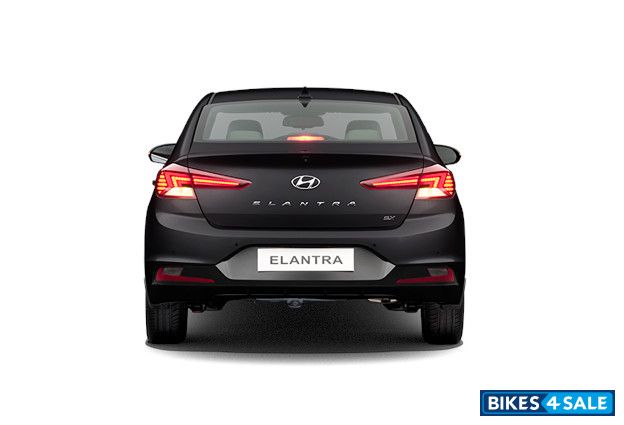 Hyundai Elantra 2.0L SX Petrol AT - Rear View