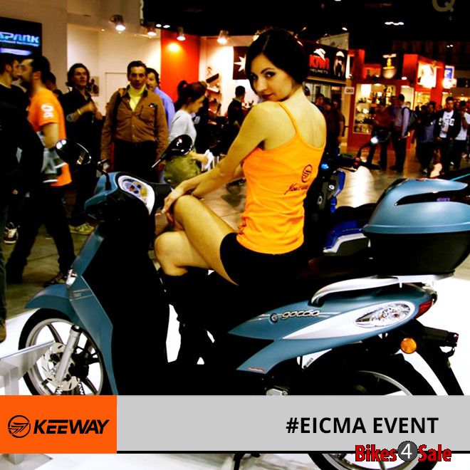 Keeway Goccia 50 - Good looking scooter girl in Keeway stall at EICMA event