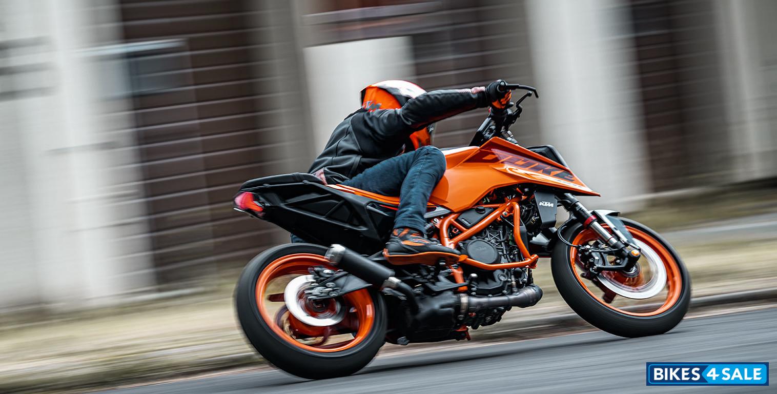 2024 Ktm 390 Duke Launched In India New Features And Specifications