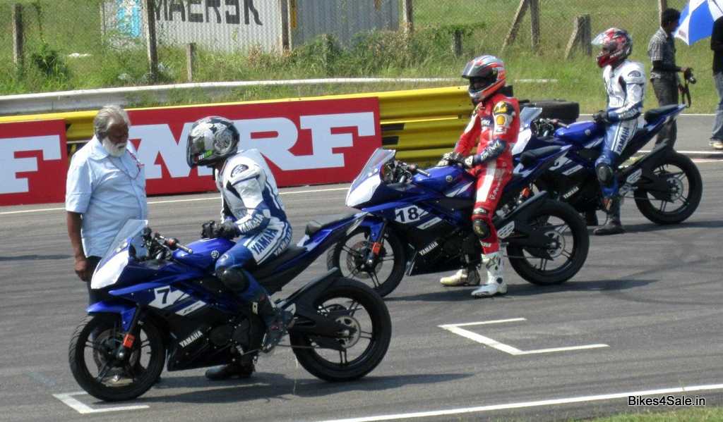 Yamaha R15 Championship