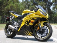 2008 Yamaha R6 Wallpaper