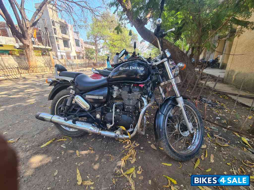 Royal Enfield Thunderbird 350 Royal Enfield Thunderbird 350