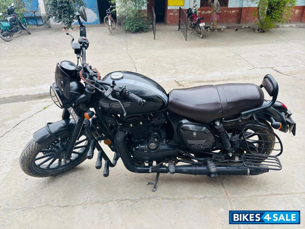 Jawa forty two Jawa forty two