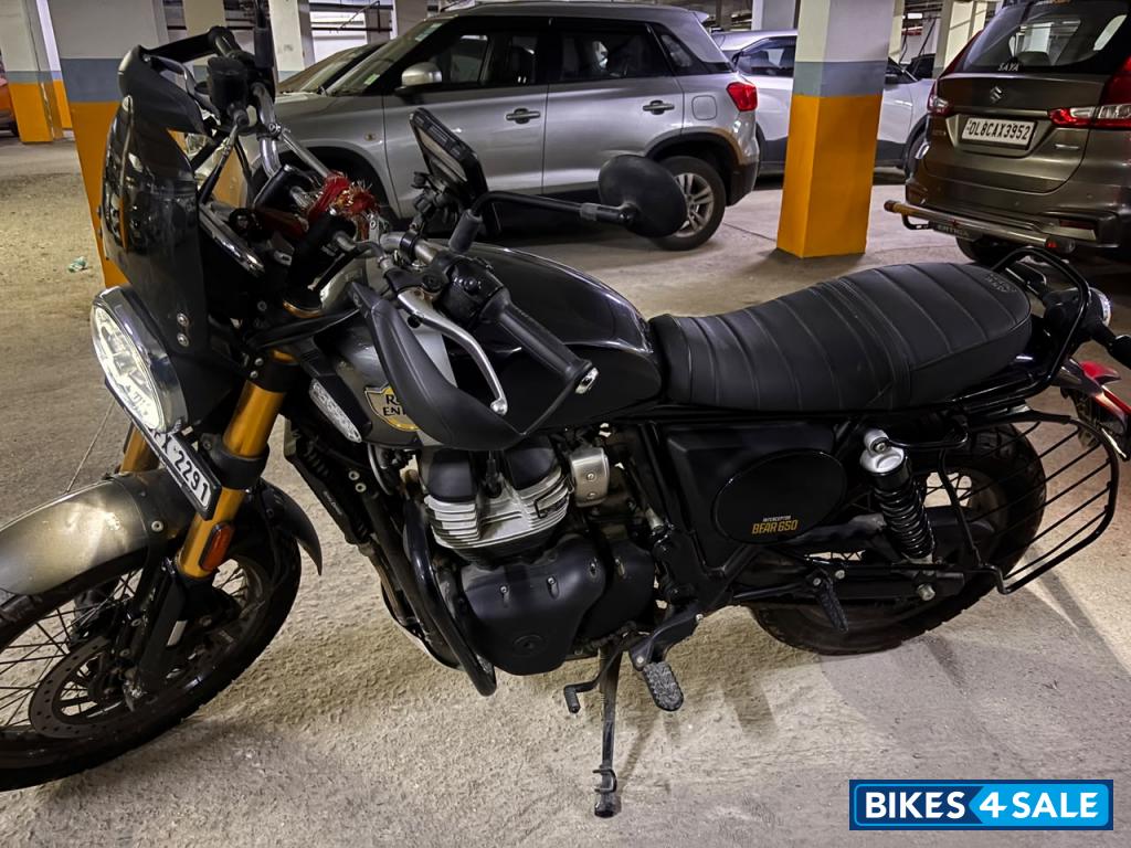 Golden Shadow Royal Enfield Bear 650 Golden Shadow Royal Enfield Bear 650