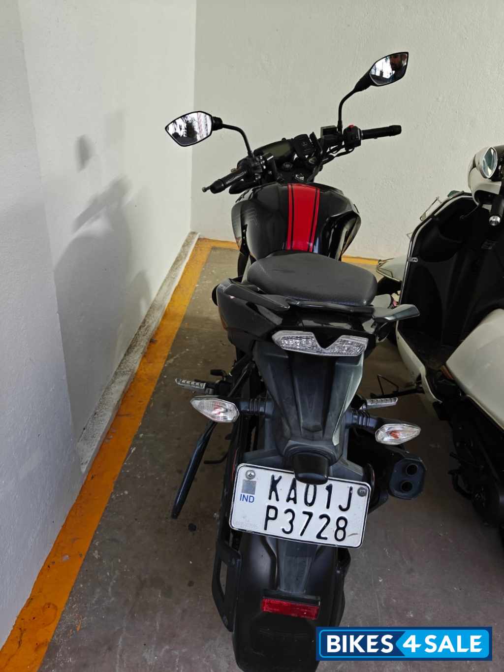 TVS Apache RTR 200 4V 2022 TVS Apache RTR 200 4V 2022