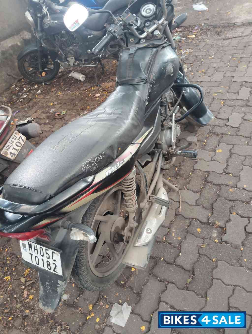 Bajaj Platina 100 ES Bajaj Platina 100 ES