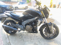 Black Bajaj Dominar 400
