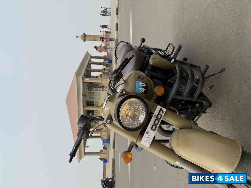 Sand Royal Enfield Classic 350