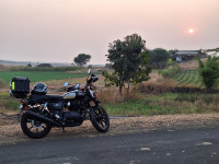 Black Royal Enfield Interceptor 650 Twin