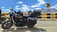 Black Royal Enfield Interceptor 650 Twin