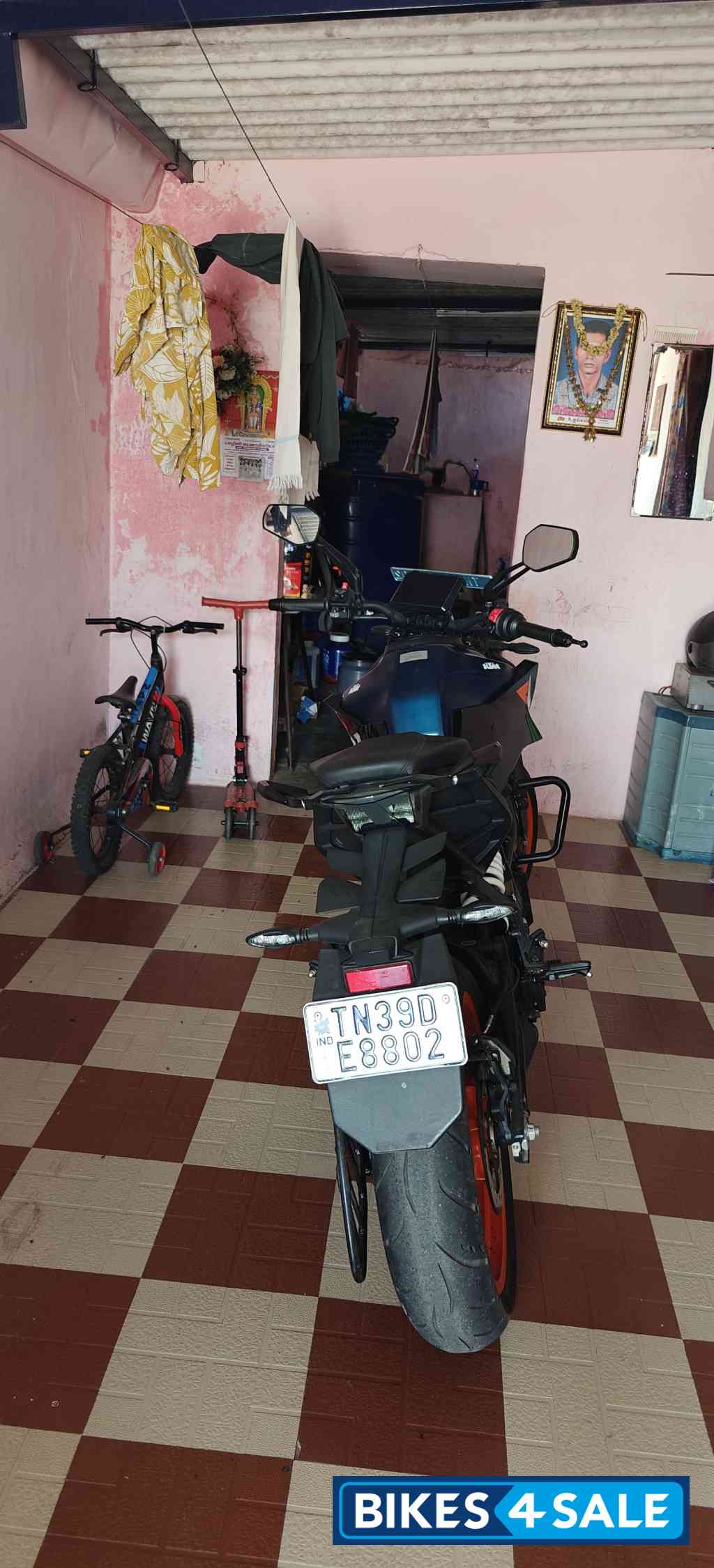 Black And Blue KTM Duke 250 Black And Blue KTM Duke 250