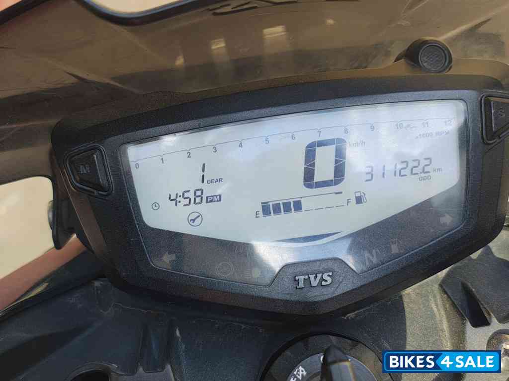 TVS Apache RTR 200 4V