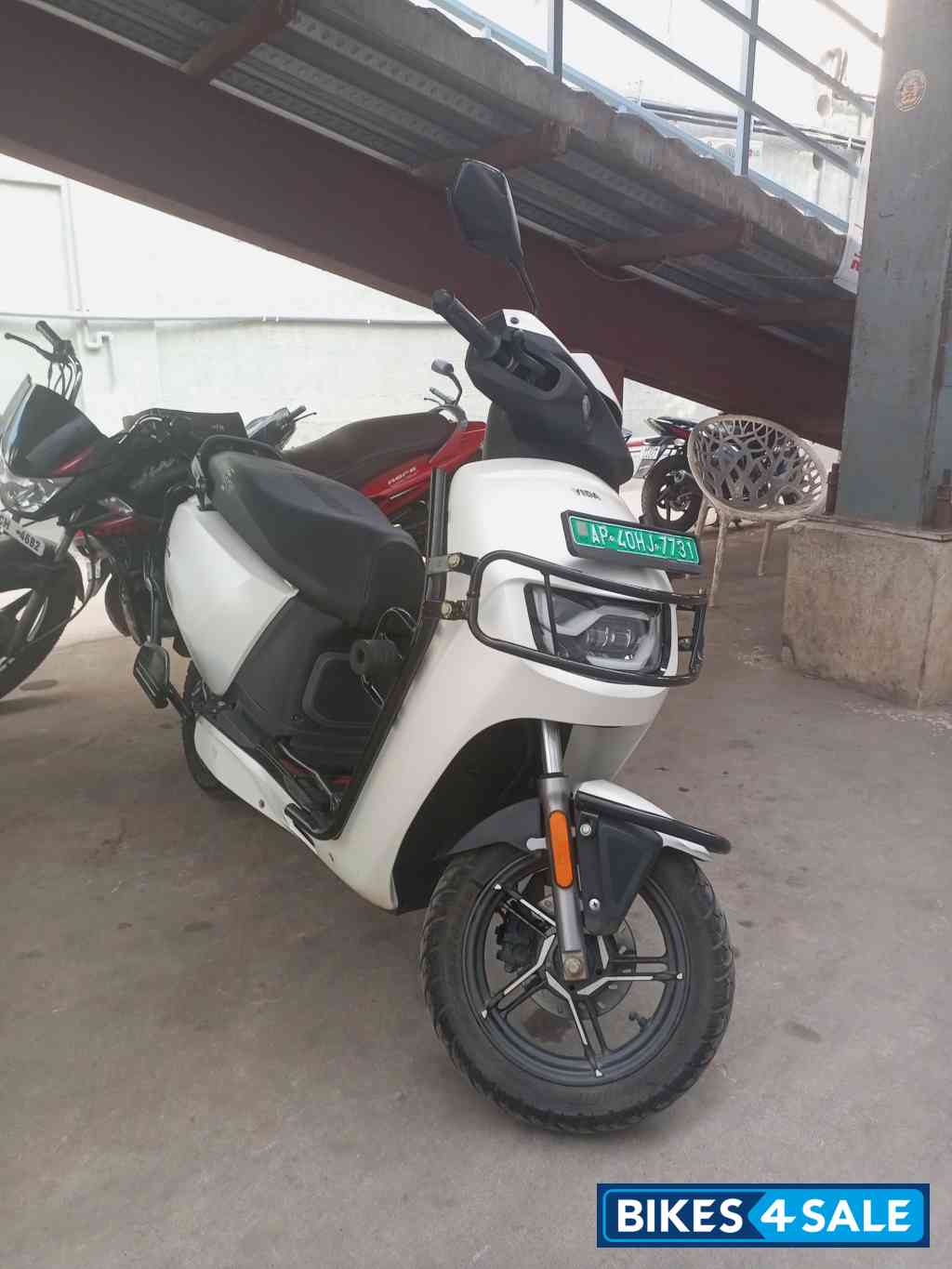 White Vida VX2 Plus
