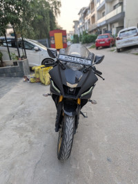 Matt Black Yamaha R15 V4