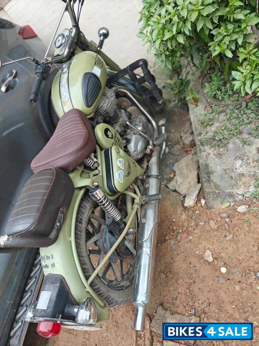 Pista Green Royal Enfield Classic Desert Storm Pista Green Royal Enfield Classic Desert Storm