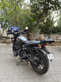 Royal Enfield Hunter 350 Metro