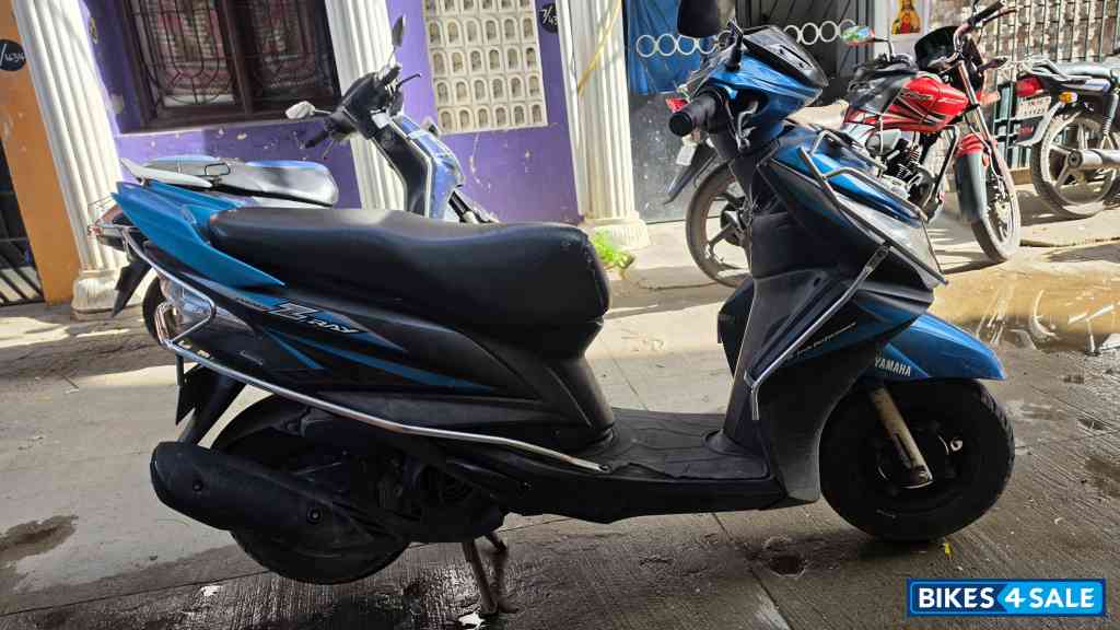 Yamaha Ray Z
