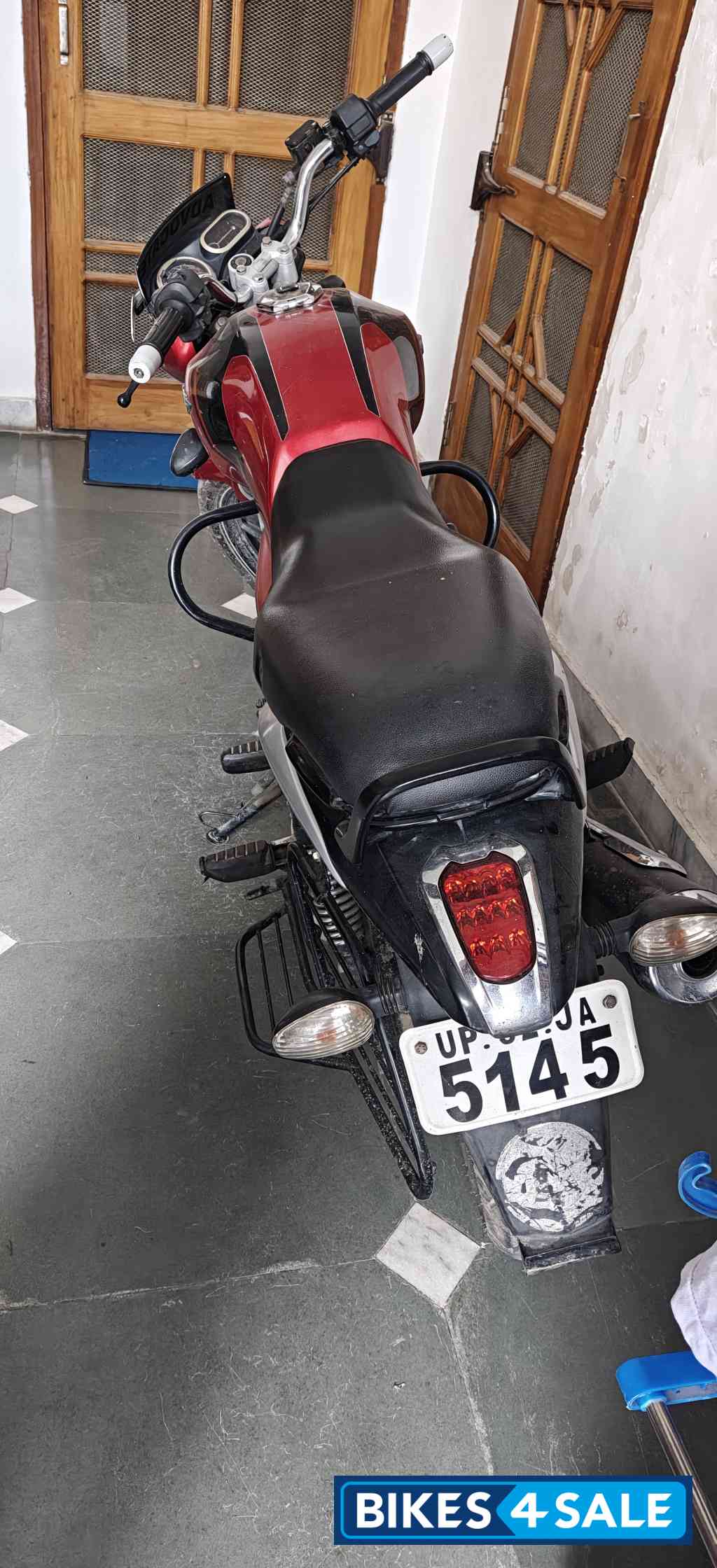 Bajaj V15 Bajaj V15