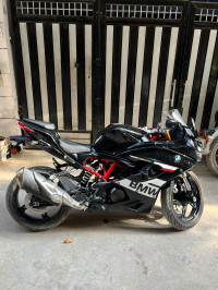Black BMW G 310 RR