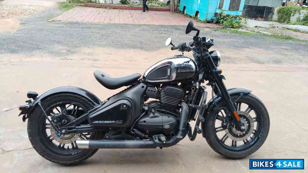 Jawa 42 Bobber Black Mirror Jawa 42 Bobber Black Mirror