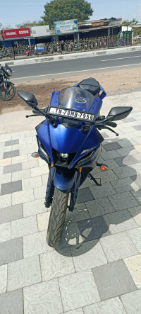 Racing Blue Yamaha R15 V4