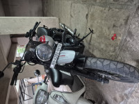 Yezdi Scrambler Dual Tone 2022 Model