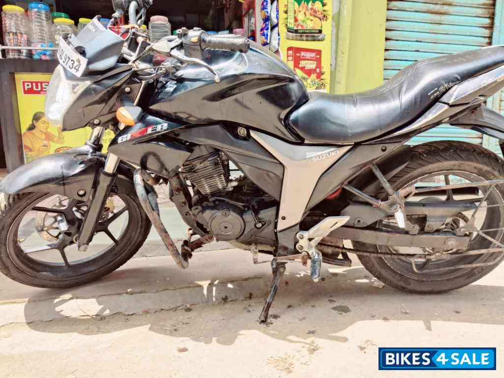 Suzuki Gixxer 150