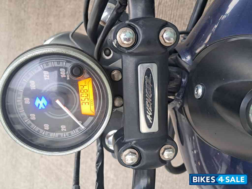 Blue Bajaj Avenger Street 150 Blue Bajaj Avenger Street 150