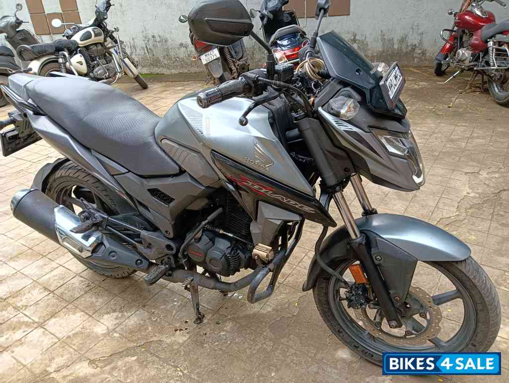 Grey Honda XBlade Grey Honda XBlade