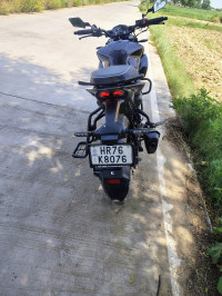 Black Hero Xtreme 125R