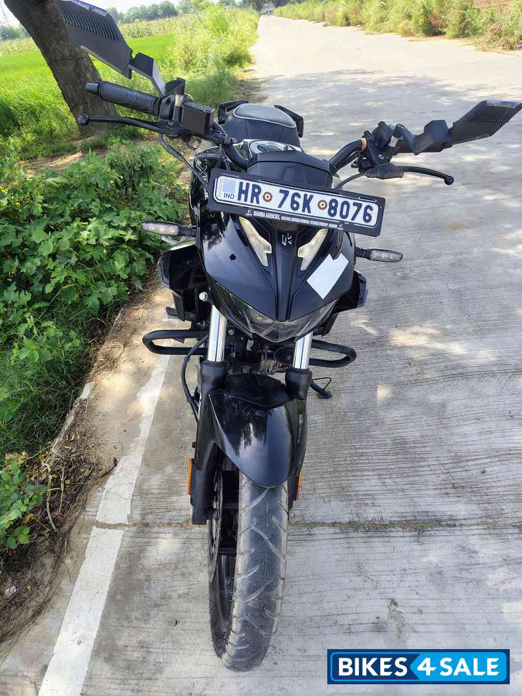 Black Hero Xtreme 125R Black Hero Xtreme 125R
