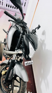 Black Bajaj Pulsar NS200