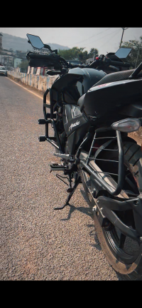 Black TVS Apache RTR 160 4V