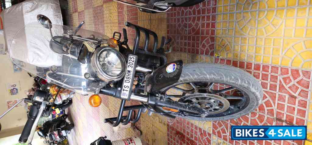Supernova Biege Royal Enfield Meteor 350 Supernova