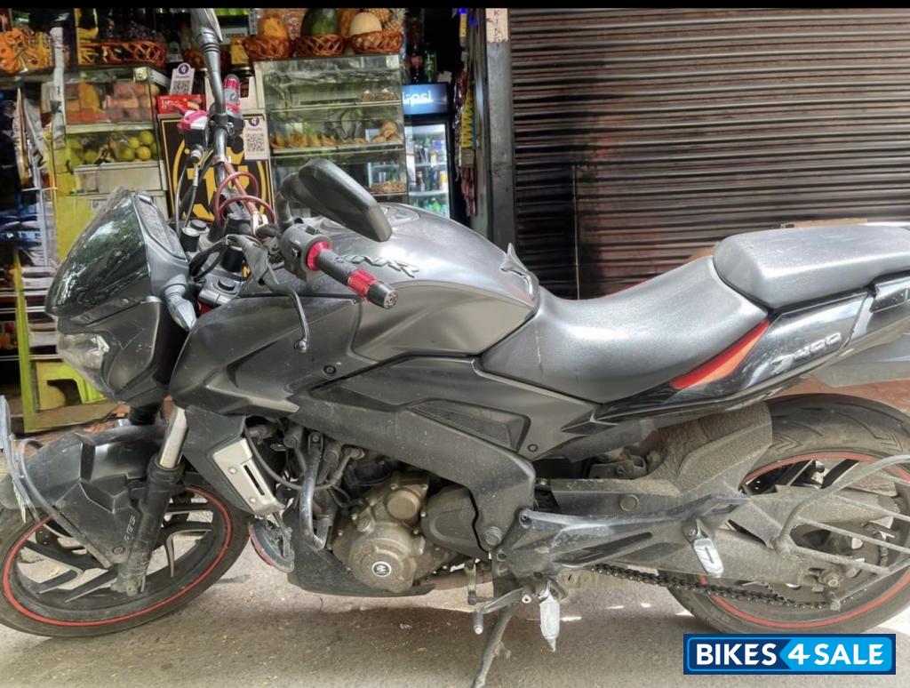 Matte Black Bajaj Dominar 400 Disc Matte Black Bajaj Dominar 400 Disc