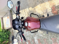 Maroon Honda Shine 125