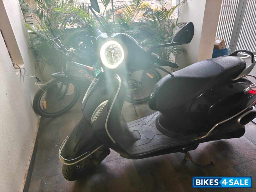 Brooklyn Black Bajaj Chetak Premium Brooklyn Black Bajaj Chetak Premium