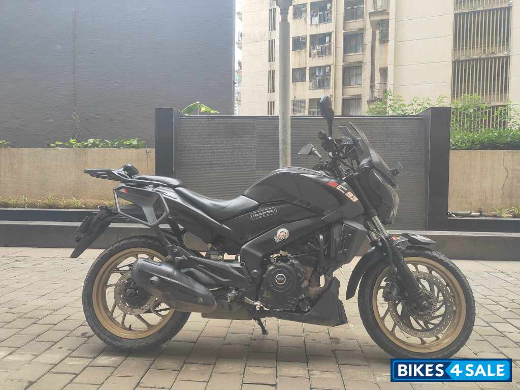 Bajaj Dominar 400
