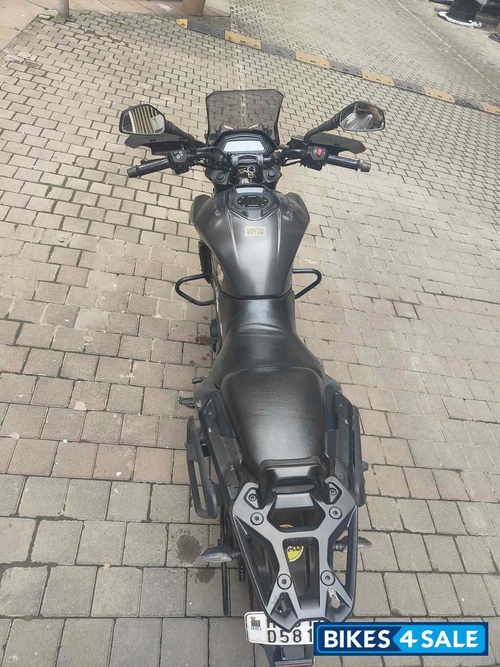 Bajaj Dominar 400 Bajaj Dominar 400